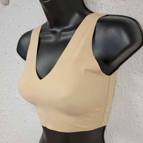 Calvin Klein Underwear Other - Calvin Klein- Women's Smoothing Bralette